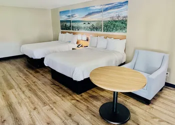 Days Inn by Wyndham Burleson Ft. Worth hotel thumbnail 6