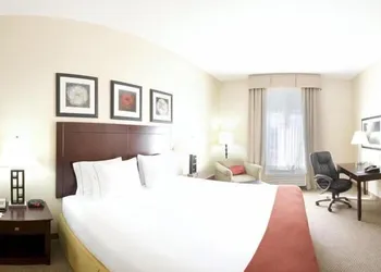 Holiday Inn Express & Suites Dickson by IHG hotel thumbnail 5