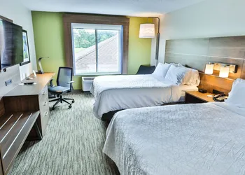 Holiday Inn Express & Suites Dickson by IHG hotel thumbnail 8