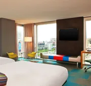Aloft by Marriott Chicago Downtown River North hotel detail image 5