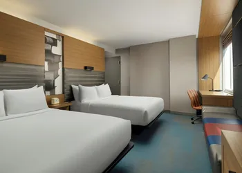 Aloft by Marriott Chicago Downtown River North hotel thumbnail 7