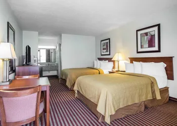Quality Inn Madison hotel thumbnail 6