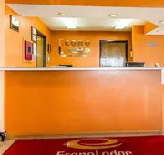 Econo Lodge Inn & Suites Pekin - Peoria Area hotel detail image 4