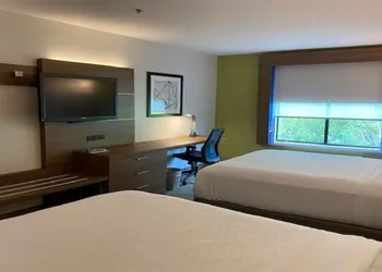 HOLIDAY INN EXPRESS & SUITES REIDSVILLE by IHG hotel thumbnail 5