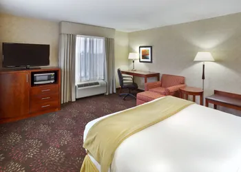 Holiday Inn Express Hotel & Suites Frankenmuth by IHG hotel thumbnail 5