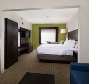 Holiday Inn Express Hotel & Suites Independence-Kansas City by IHG hotel detail image 5