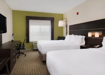 Holiday Inn Express Hotel & Suites Independence-Kansas City by IHG hotel thumbnail 6