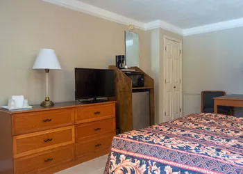 America's Inn - Houston hotel thumbnail 3