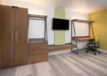 Holiday Inn Express & Suites Ruston by IHG hotel thumbnail 3