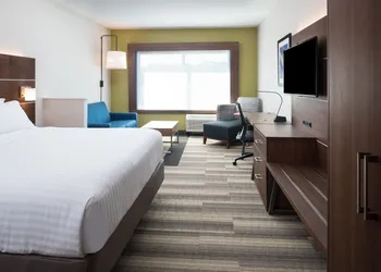 Holiday Inn Express & Suites Ruston by IHG hotel thumbnail 5