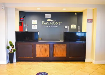 Baymont by Wyndham Midland Center hotel thumbnail 3