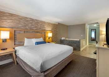 Best Western Plus University Inn hotel thumbnail 8