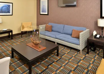 Holiday Inn Express & Suites Peekskill-Lower Hudson Valley by IHG hotel thumbnail 2