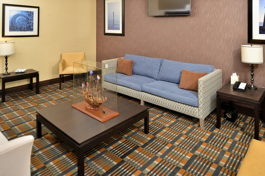 Holiday Inn Express & Suites Peekskill-Lower Hudson Valley by IHG hotel detail image 2