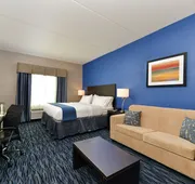 Holiday Inn Express & Suites Peekskill-Lower Hudson Valley by IHG hotel detail image 4