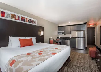Hawthorn Suites by Wyndham Las Vegas/Henderson hotel thumbnail 3
