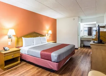 Motel 6 Grove City, OH hotel thumbnail 6