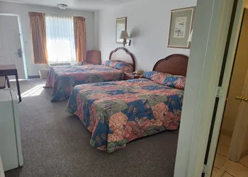 Blue Ribbon Inn and Suites hotel thumbnail 6