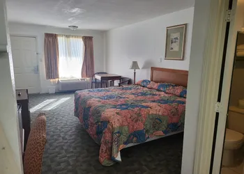 Blue Ribbon Inn and Suites hotel thumbnail 7