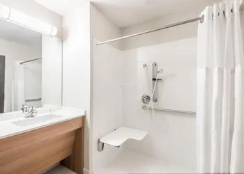 Microtel Inn & Suites By Wyndham Beaver Falls hotel thumbnail 7