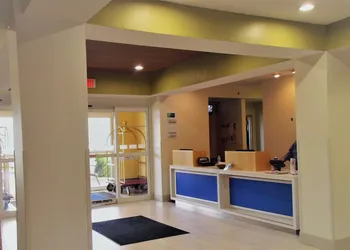 Holiday Inn Express Hotel & Suites Tampa-Fairgrounds-Casino by IHG hotel thumbnail 2