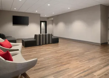 Hampton Inn Spring Lake Fayetteville hotel thumbnail 4