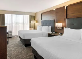 Best Western Plus Kansas City Sports Complex Hotel hotel thumbnail 4