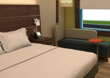 Holiday Inn Express & Suites Hannibal - Medical Center by IHG hotel thumbnail 2