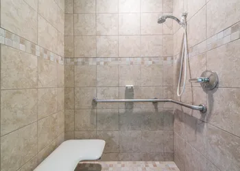 Microtel Inn & Suites by Wyndham West Chester hotel thumbnail 8