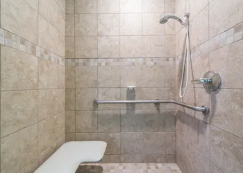 Microtel Inn & Suites by Wyndham West Chester hotel thumbnail 8