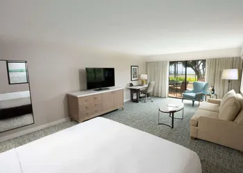 Hilton Santa Barbara Beachfront Resort hotel thumbnail 3