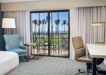 Hilton Santa Barbara Beachfront Resort hotel thumbnail 7