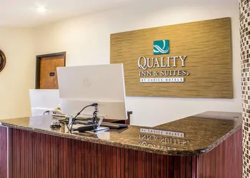 Quality Inn & Suites Yuma hotel thumbnail 3