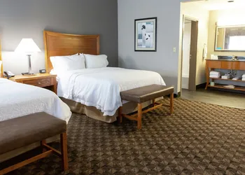 Hampton Inn & Suites Chesapeake-Square Mall hotel thumbnail 6