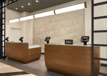 DoubleTree by Hilton New York Downtown hotel thumbnail 4