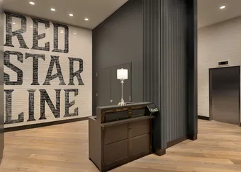 DoubleTree by Hilton New York Downtown hotel thumbnail 5