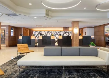 DoubleTree by Hilton Hotel & Suites Pittsburgh Downtown hotel thumbnail 5