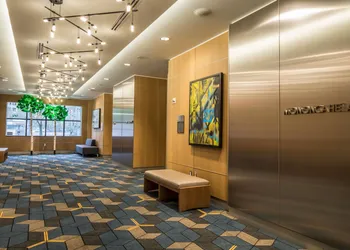 DoubleTree by Hilton Hotel & Suites Pittsburgh Downtown hotel thumbnail 6