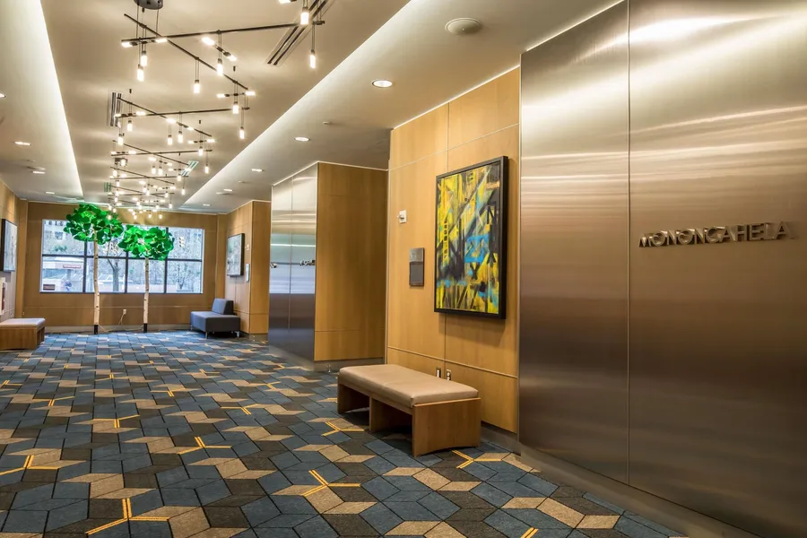 DoubleTree by Hilton Hotel & Suites Pittsburgh Downtown hotel detail image 6