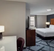 DoubleTree by Hilton Hotel & Suites Pittsburgh Downtown hotel detail image 7