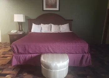 Hawthorn Extended Stay by Wyndham Fayetteville hotel thumbnail 5
