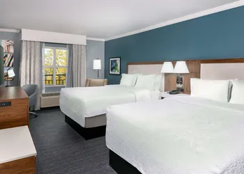 Hampton Inn Savannah-Historic District hotel thumbnail 6