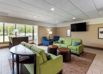 Comfort Inn University Durham - Chapel Hill hotel thumbnail 4