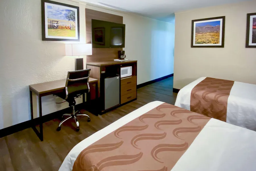 Quality Inn And Suites hotel detail image 6
