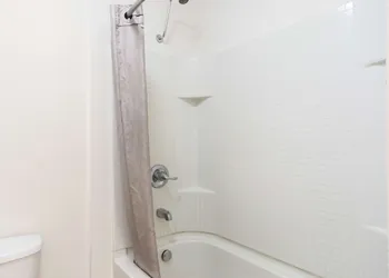 Americas Best Value Inn Bowling Green hotel thumbnail 6