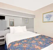 Microtel Inn & Suites by Wyndham Hagerstown by I-81 hotel detail image 5
