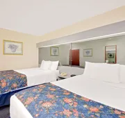 Microtel Inn & Suites by Wyndham Hagerstown by I-81 hotel detail image 7