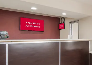 Red Roof Inn Fort Worth South hotel thumbnail 2