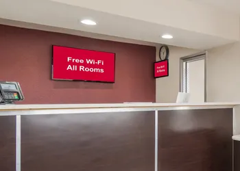 Red Roof Inn Fort Worth South hotel thumbnail 2