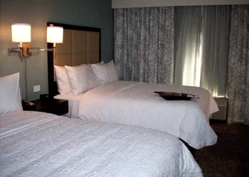 Hampton Inn Suffolk hotel thumbnail 8